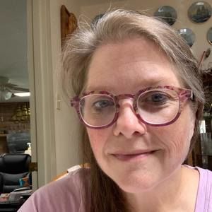 Meet your Posher, Deb